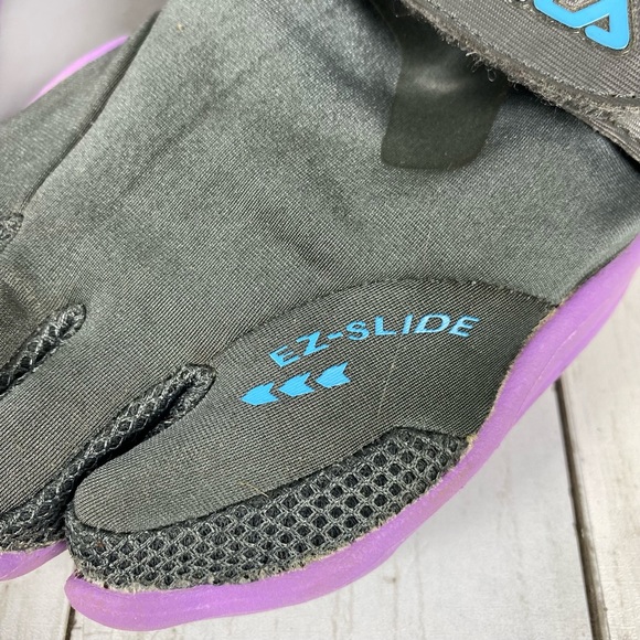 Fila Skele-Toes EZ Slide Women’s Size 7 Drainage Water Toe Shoes Gray Purple - Picture 5 of 12